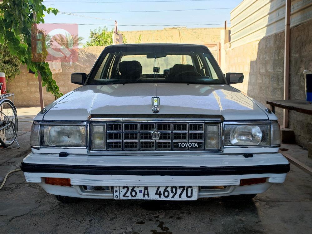 تۆیۆتا کراون